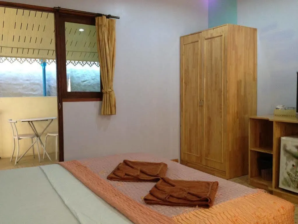 Khun Ying House Hotel Koh Tao 2*,  Thailand